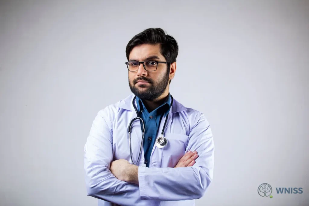 طبيب نفسي: متى تحتاجه وكيف تختار المناسب - طبيب نفسي: متى تحتاجه وكيف