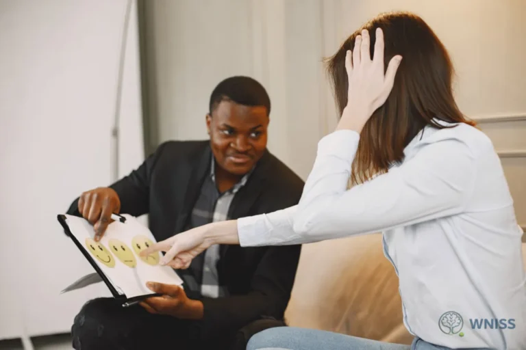 مقياس الاكتئاب: كيف يعمل اختبار PHQ-9 وماذا تعني نتيجتك - مقياس الاكتئاب: كيف يعمل اختبار